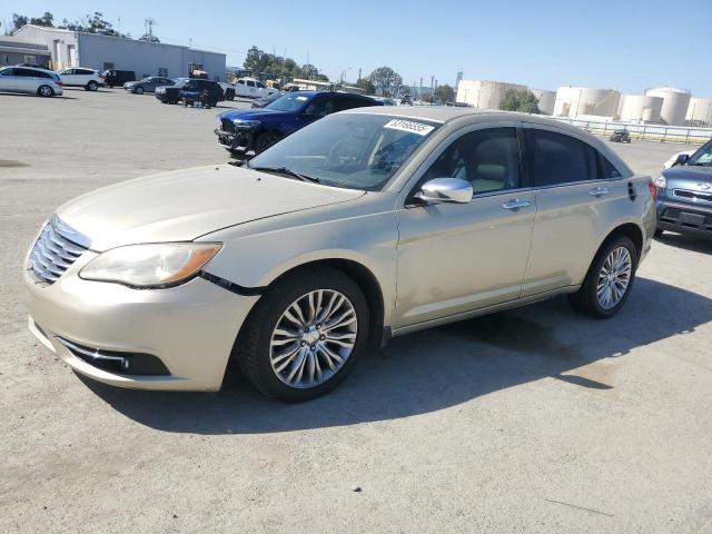 Salvage Chrysler 200