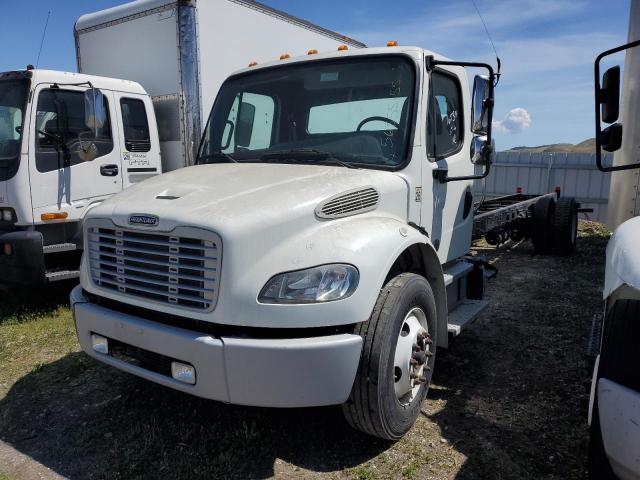  Salvage Freightliner M2 106 Med