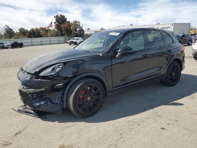  Salvage Porsche Cayenne