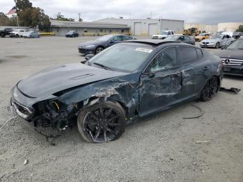  Salvage Kia Stinger