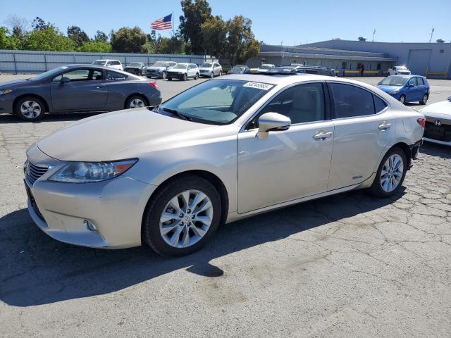  Salvage Lexus Es