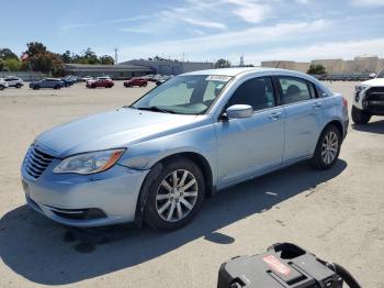  Salvage Chrysler 200