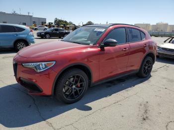  Salvage Alfa Romeo Stelvio