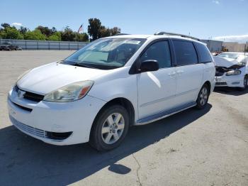  Salvage Toyota Sienna