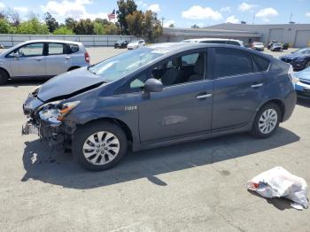  Salvage Toyota Prius