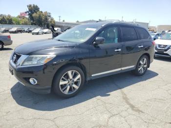  Salvage Nissan Pathfinder