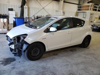  Salvage Toyota Prius