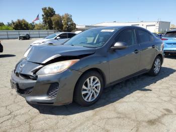  Salvage Mazda 3