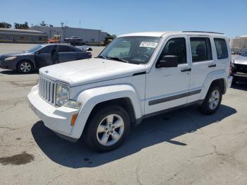  Salvage Jeep Liberty