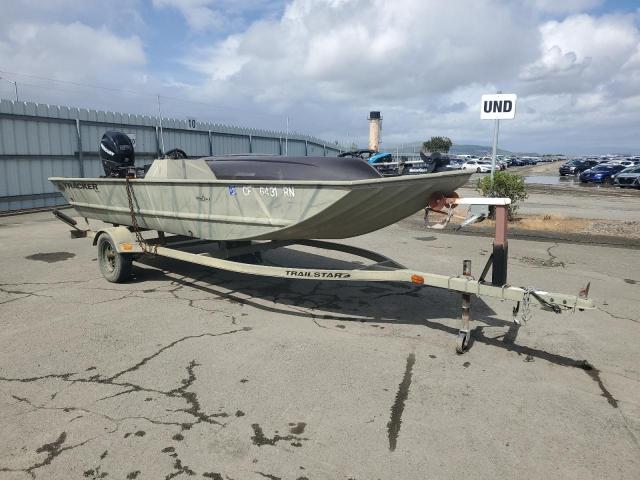  Salvage Tracker Boat