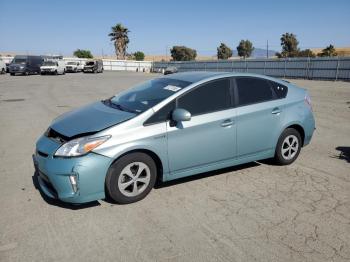  Salvage Toyota Prius