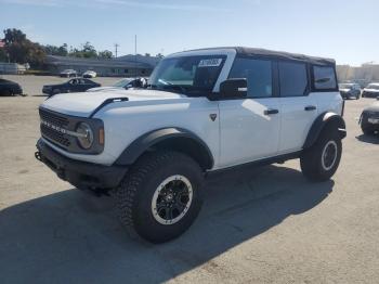  Salvage Ford Bronco