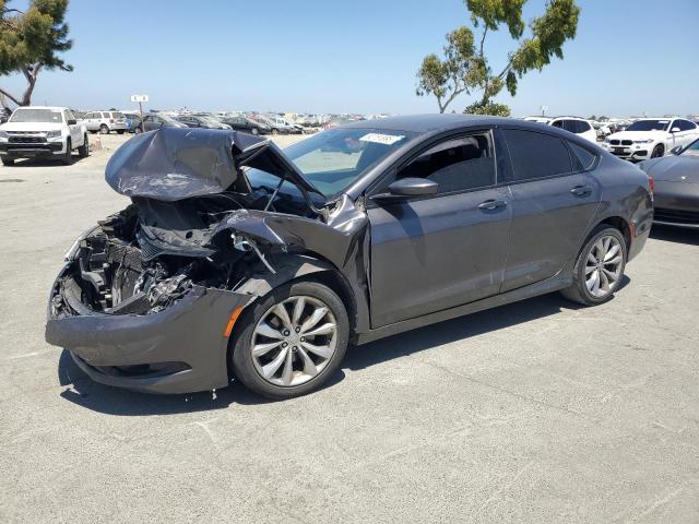  Salvage Chrysler 200