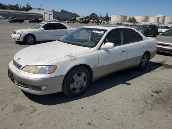  Salvage Lexus Es