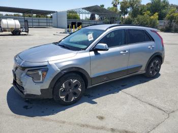  Salvage Kia Niro
