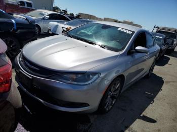  Salvage Chrysler 200