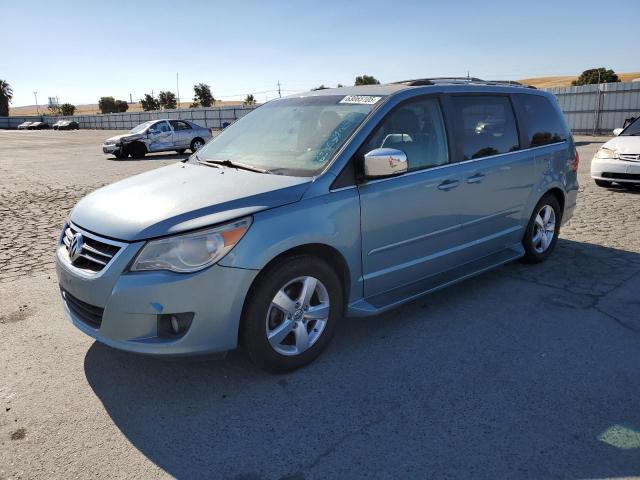  Salvage Volkswagen Routan