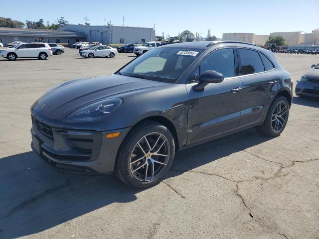  Salvage Porsche Macan Base