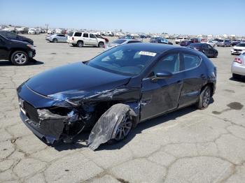  Salvage Mazda 3