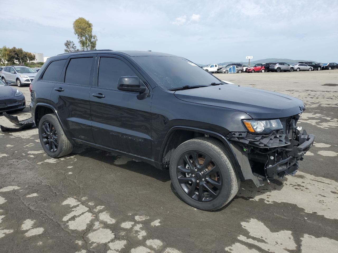 Jeep Grand Cherokee Laredo Image 6