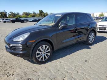  Salvage Porsche Cayenne