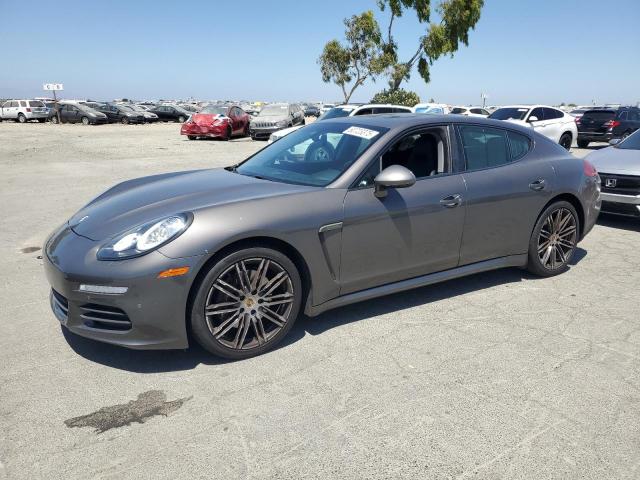  Salvage Porsche Panamera
