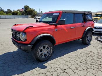  Salvage Ford Bronco