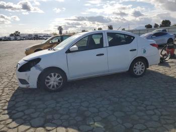  Salvage Nissan Versa