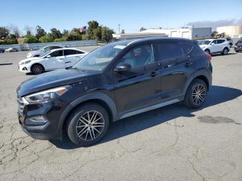  Salvage Hyundai TUCSON