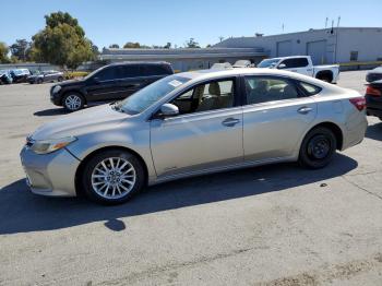  Salvage Toyota Avalon