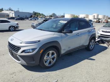  Salvage Hyundai KONA