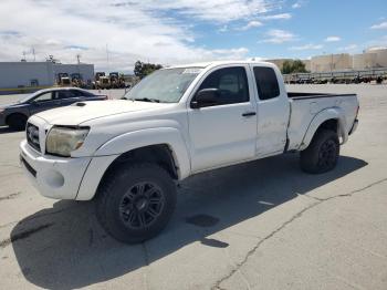  Salvage Toyota Tacoma