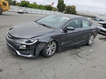  Salvage Chrysler 200