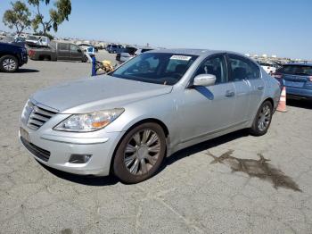  Salvage Hyundai Genesis