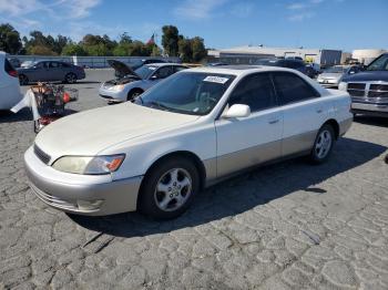  Salvage Lexus Es