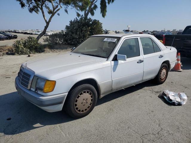  Salvage Mercedes-Benz 300-Class