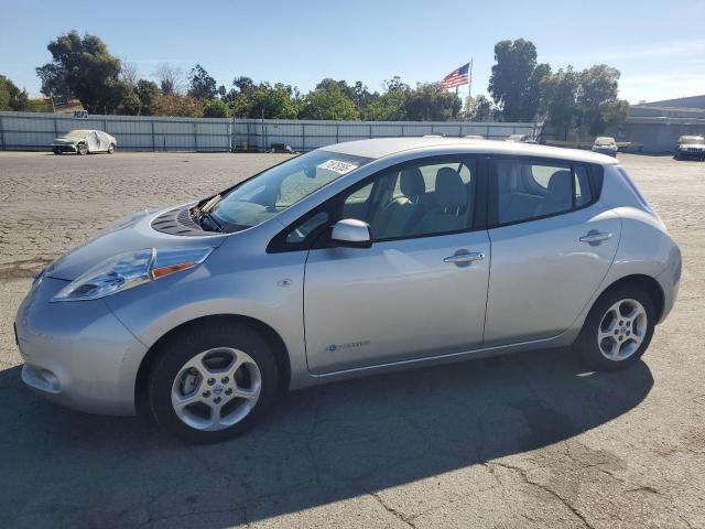  Salvage Nissan LEAF