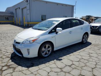  Salvage Toyota Prius
