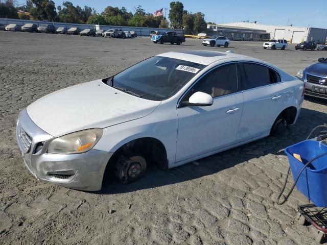  Salvage Volvo S60