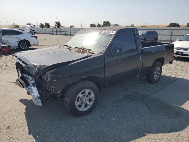  Salvage Nissan D21