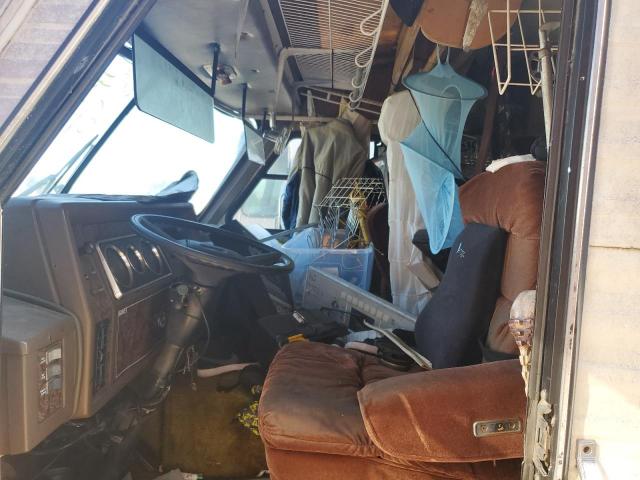 Chevrolet P30 Image 3