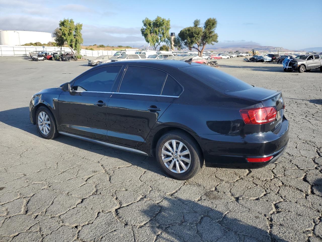Volkswagen Jetta Hybrid Image 3