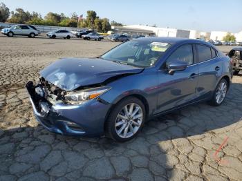  Salvage Mazda 3