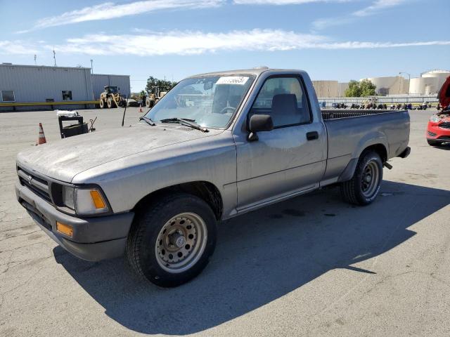  Salvage Toyota Pickup