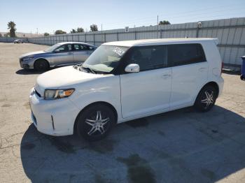  Salvage Toyota Scion