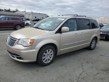  Salvage Chrysler Minivan