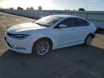  Salvage Chrysler 200