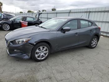  Salvage Mazda 3