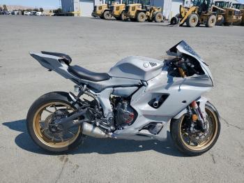  Salvage Yamaha Yzfr7