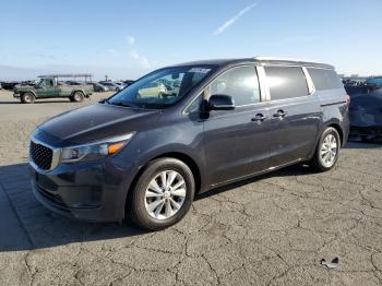  Salvage Kia Sedona